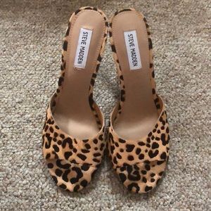 Steve Madden Leopard Erin Heels Size 8